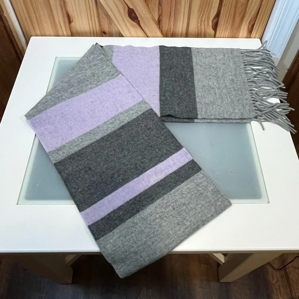 Burberry London Scarf | Gray & Purple | Fringed ends - Picture 1 of 8